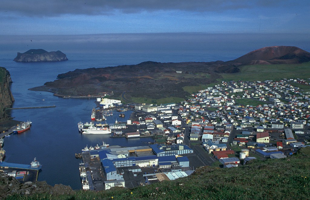 town and harbour Heimea